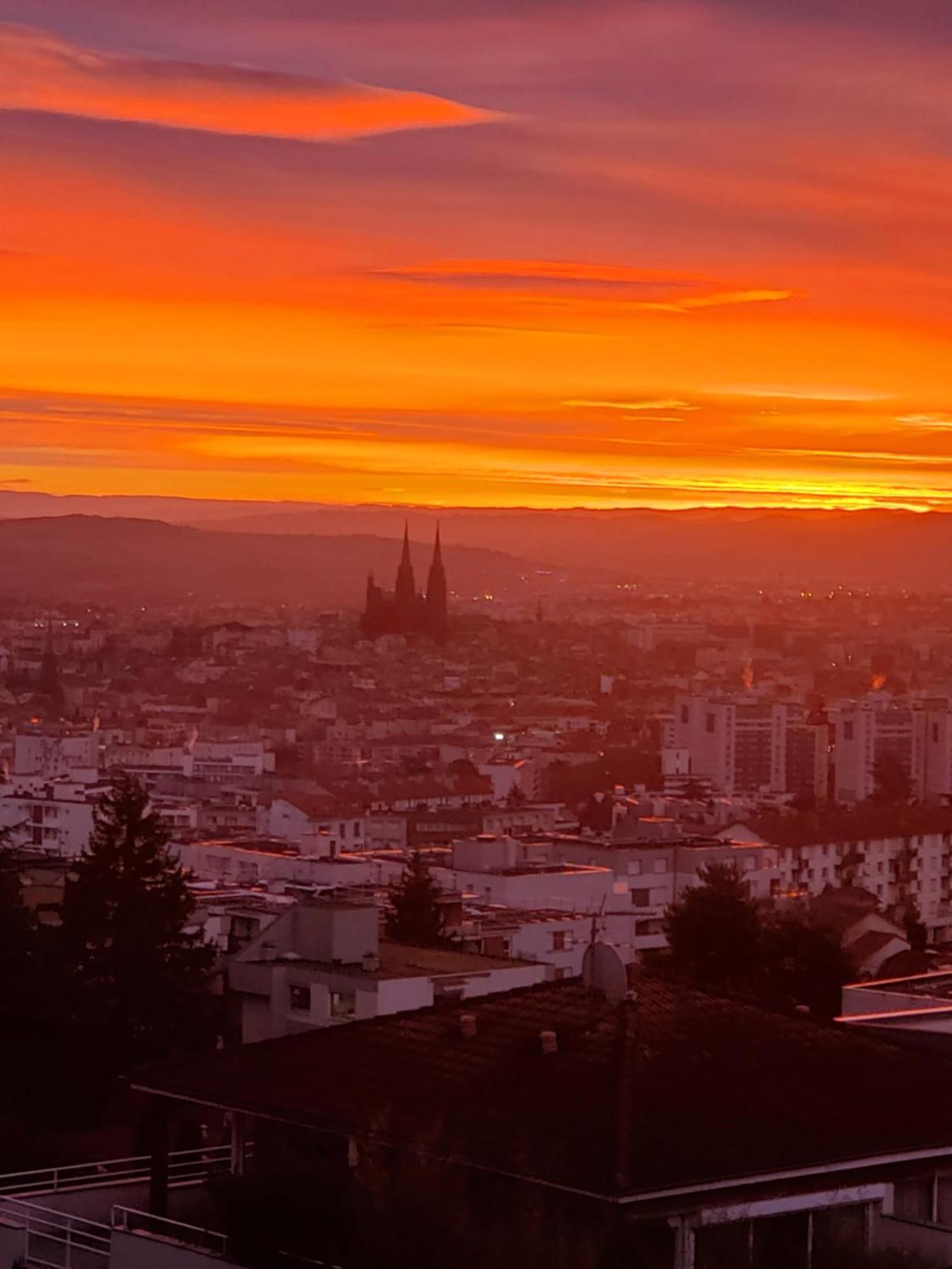 Entre Ville Et Nature - Les Hauts De Clermont Avec Garage Gratuit Exteriér fotografie