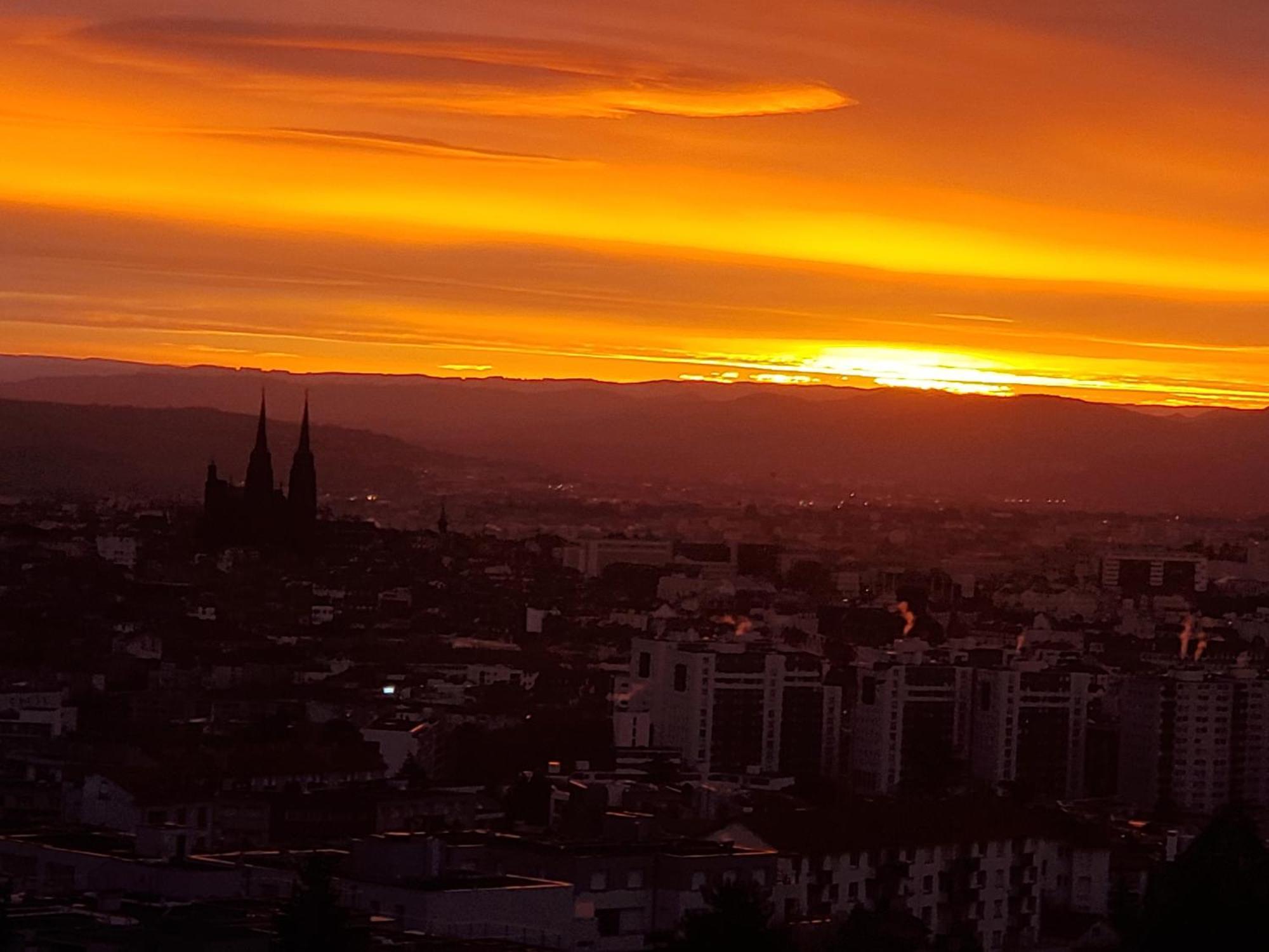 Entre Ville Et Nature - Les Hauts De Clermont Avec Garage Gratuit Exteriér fotografie